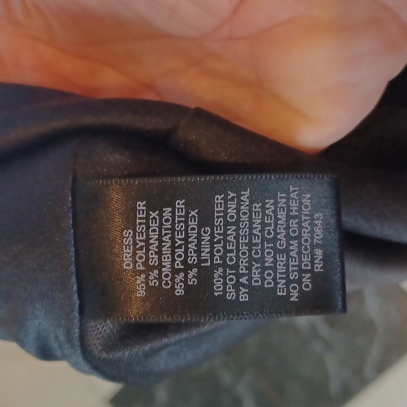 Jessica Howard Midi Dress - Size 8, Black & white with lilac accents - Picture 7 of 7